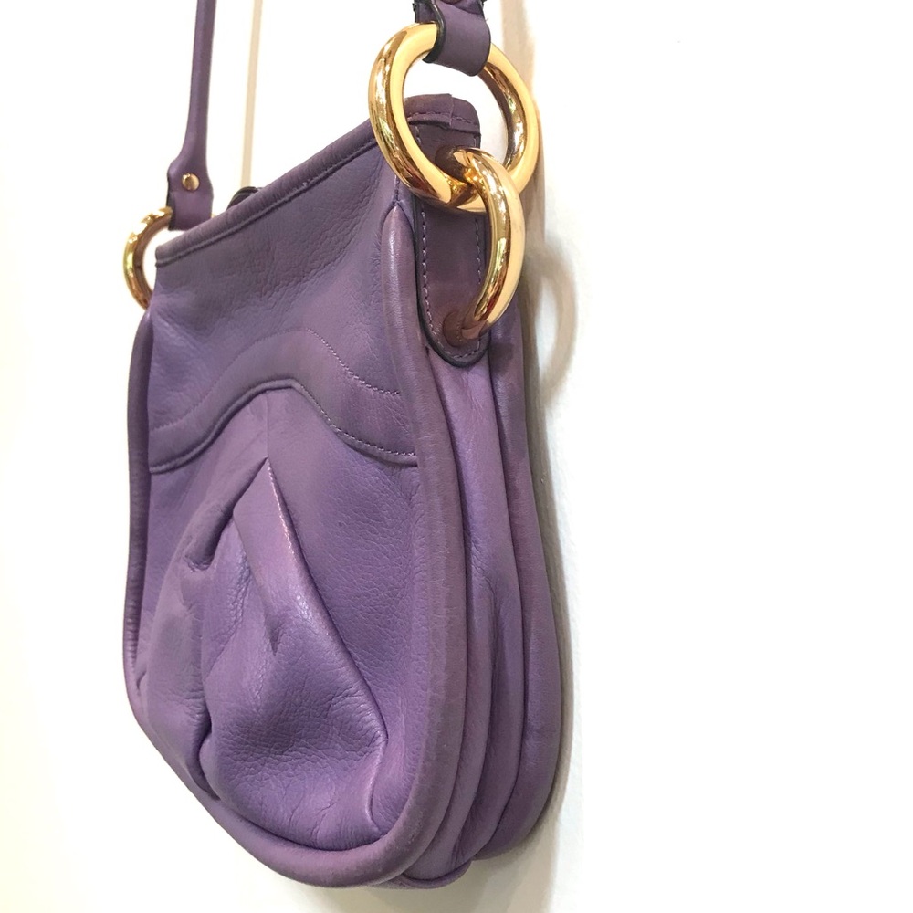 B. Makowsky Purple Gold Chunky Hardware Leather Crossbody - Picture 3 of 16